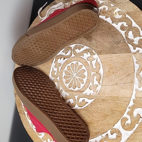 VANS Authentic Classic Low Chili Pepper Red Canvas ~ Brown Gum Sole Shoes - Picture 7 of 9